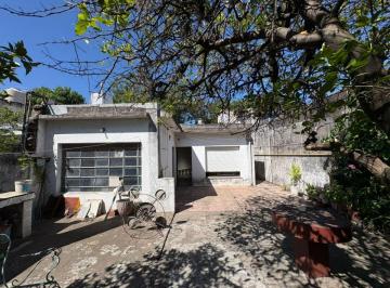 Casa de 3 ambientes, General San Martín · Casa 3 Ambientes con Fondo en Villa Libertad