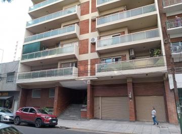Departamento de 5 ambientes, Lomas de Zamora · Alem 240 - Lomas de Zamora