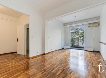 Departamento · 67m² · 3 Ambientes · Semipiso de Estilo. Tres Ambientes con Balcón, en Almagro.