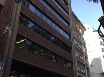Oficina comercial · 206m² · 2 Cocheras · Suipacha 1067 Piso 2 - Oficina en Venta/alquiler