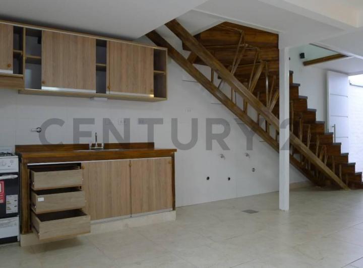 Casa · 100m² · 3 Ambientes · 2 Cocheras
