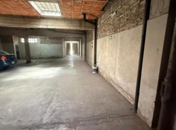 Garage · 321m² · 1 Ambiente · 2 E/ 67 y 68 - Vendemos Complejo de Cochera - Propiedad con Fondo de Comercio Incluido