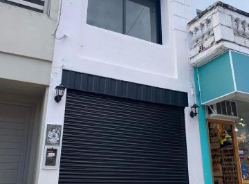 Departamento · 72m² · 3 Ambientes · Local en Venta - Ambiente/dpósito en Pa, 1 Baño, Terraza - Tandil Centro