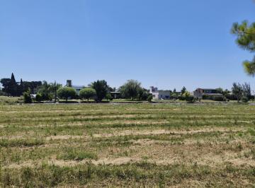Terreno · 720m² · Terreno Fondo Al Lago en Barrio Solares Sur