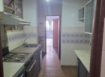 Departamento de 7 ambientes, Córdoba · Venta Centro Semipiso Tres Dorm.