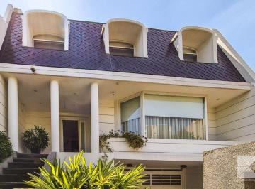 FRI-FZ1-1212_2 · Venta de Imponente Casa en Villa del Parque, Caba
