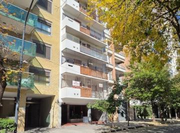 Departamento · 80m² · 5 Ambientes · Impecable Semipiso - Cochera - Patio - Balcón