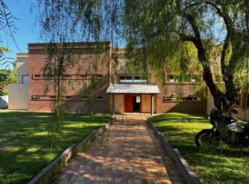 Casa de 11 ambientes, Villa Santa Cruz del Lago · Venta Gran Casa con Bajada Al Lago