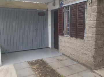 Departamento · 50m² · 3 Ambientes · 1 Cochera · Vendo Dpto 1 Dorm. Patio y Cochera. Amplio 70 m². a m. Plaza J. del Barco