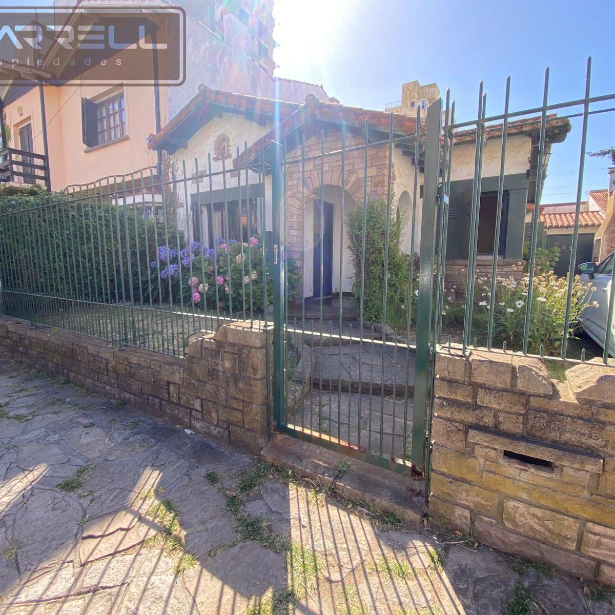 Casa / Chalet Calle 14 Entre 17 y 19 - Miramar