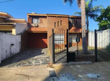 Casa de 5 ambientes, La Matanza · Chalet 5 Ambientes con Galpon Al Fondo