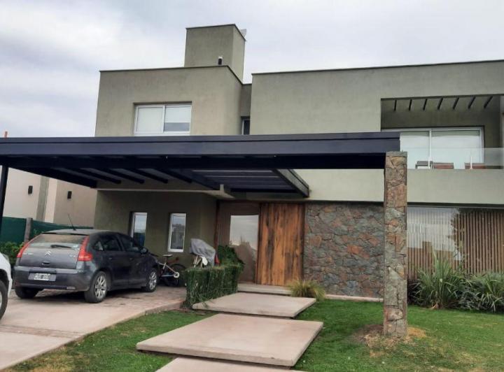 Casa en Rodeo de la Cruz