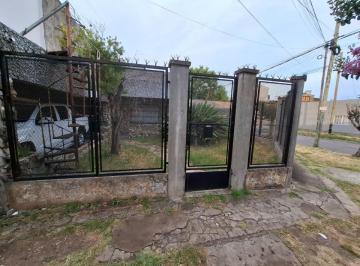 Casa de 4 ambientes, La Matanza · Casa en Venta en San Justo