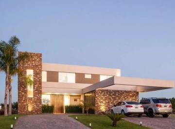 Casa · 320m² · 4 Ambientes · 2 Cocheras · Excelente Oportunidad Casa en Puertos de Escobar