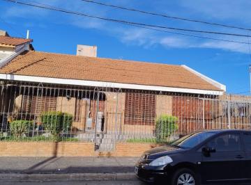 Casa de 6 ambientes, Córdoba · Hermosa Casa a La Venta 4 Dorm. con Pileta, B° Ayacucho!