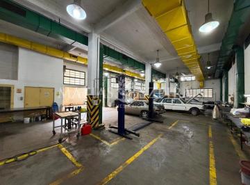 Bodega-Galpón · 1400m² · 10 Cocheras · Depósito a La Venta en Castelar Sur