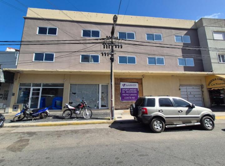 Local comercial · 1700m²