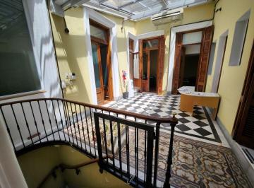 PH de 6 ambientes, Balvanera · Venta PH 5 Amb en San Cristobal. Ideal Comercio o Vivienda.