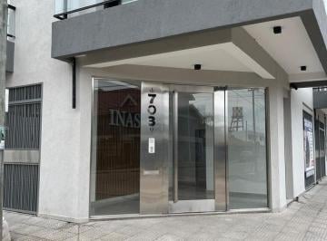 Departamento · 70m² · 3 Ambientes · 1 Cochera · Departamento en Berazategui