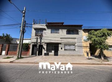 Casa · 206m² · 3 Ambientes · Casa Tipo PH en Venta en Zarate