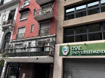 Departamento · 49m² · 3 Ambientes · Lindo Dpto 3 Amb. Muy Buena Ubicación. Apto Profesional - Apto Credito