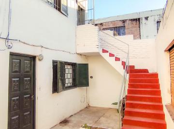 escalera ingreso · Venta Departamento – 1 Dormitorio con Terraza