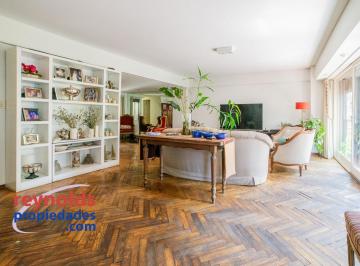 Departamento · 150m² · 5 Ambientes · 1 Cochera · ¡Piso Alto Al Frente, con 5 Ambientes, 160 m², Seguridad y Cochera!