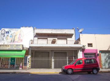 Casa de 3 ambientes, Villa Lugano · Castañares y Escalada - Uso Comercial - Villa Lugano