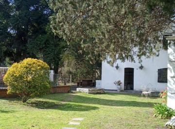 Casa · 180m² · 7 Ambientes · 2 Cocheras · Casa Multifamiliar en Venta Pilar