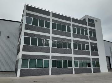 Oficina comercial · 200m² · 1 Cochera · Oficina en Alquiler, General Rodríguez
