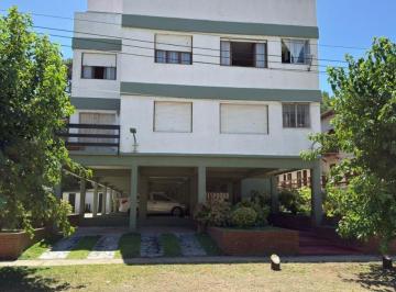 Departamento de 2 ambientes, Villa Gesell · Departamento 2 Ambientes Zona Sur con Cochera