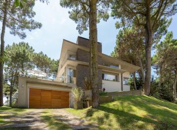 Casa · 358m² · 4 Ambientes · Casa en Venta Pinamar Alamos