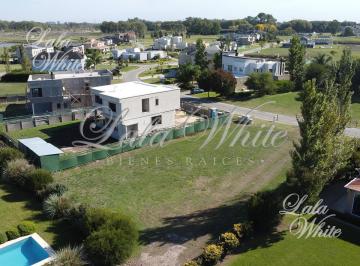 Terreno · 960m² · Lote en Venta - La Providencia Country Club, Canning, Ezeiza