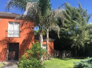 Casa · 220m² · 5 Ambientes · El Rocio - Tres Dorm. y Escritorio - con Pileta