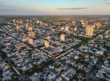 Terreno · 657m² · Impactante Esquina en El Centro de Resistencia Para Inversión!