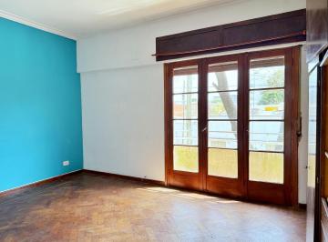 PH · 121m² · 4 Ambientes · PH en La Plata