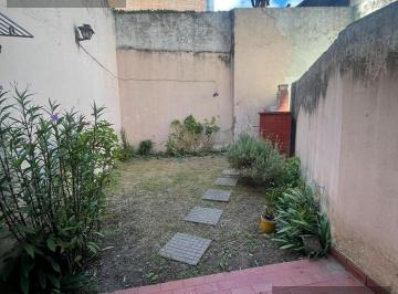 Departamento · 40m² · 3 Ambientes · Departamento en Centro de 1 Dormitorio con Patio y Parrillero