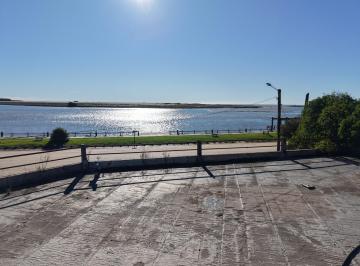 Local comercial · 225m² · 6 Ambientes · Local en Comercial con Dos Lotes - Frente a La Laguna de Mar Chiquita