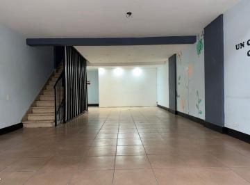 Local comercial · 100m² · Local en Tribunales