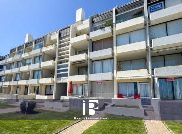 Departamento de 2 ambientes, Ciudad de Mendoza · Departamento en Reñaca. Edificio Pleamar