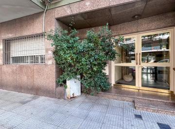Departamento · 60m² · 3 Ambientes · Yerbal 800 Departamento de 3 Ambientes en Caballito Venta