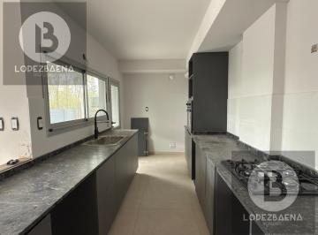 Departamento · 103m² · 4 Ambientes · 1 Cochera · Depto Tipo Duplex 3 Dorm con Patio y Cochera!