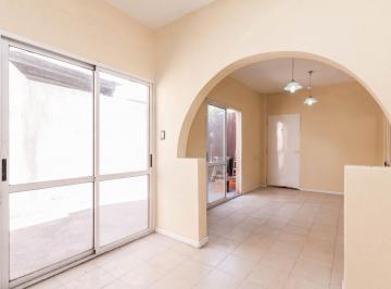 PH · 90m² · 3 Ambientes · 2 Cocheras · Venta Directa PH Tipo Casa Al Frente C/cochera