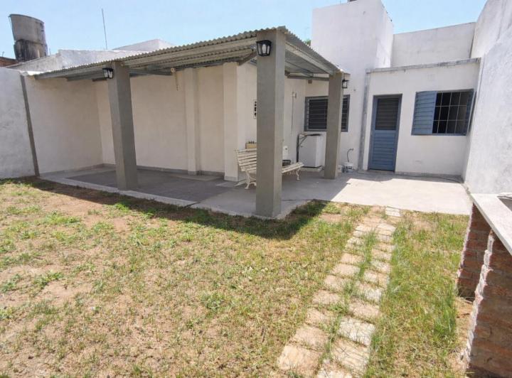 Casa · 72m² · 2 Dormitorios · 1 Cochera