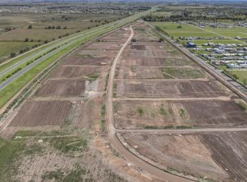 Terreno · 898m² · Terreno en Vida Jardín, Funes