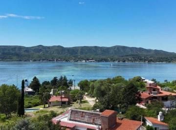 Casa de 10 ambientes, Villa Santa Cruz del Lago · Venta 2 Casas (5 Dorm. y 3 Baños) en Semi Privado Lago Azul con Vista a Las Sierras y Pileta