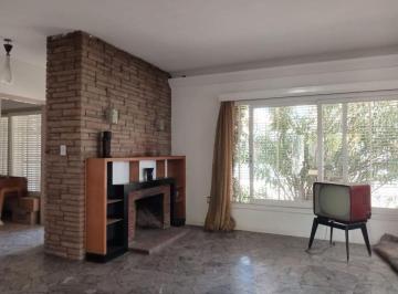 Casa de 2 ambientes, Ciudad de Mendoza · Casa en Venta en Capital Mendoza