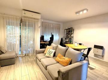 Departamento · 88m² · 4 Ambientes · Venta Departamento, Piso Exclusivo, 2 Dorm., Balcon, Parrilla, Republica de La Sexta, Rosario
