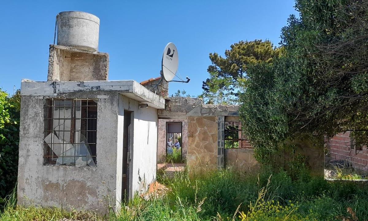 Lote 311m² con mejoras y construcción a demoler — Playa Serena