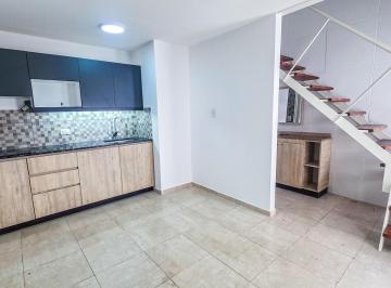 Departamento · 35m² · 3 Ambientes · Venta - Departamento Dúplex de 1 Dormitorio con Patio, Centro - Rosario